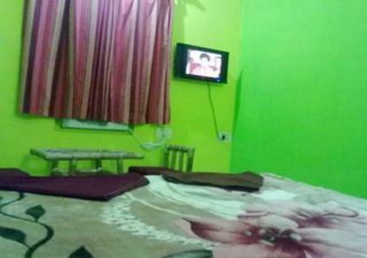 גווהטי Hotel Brindavan מראה חיצוני תמונה