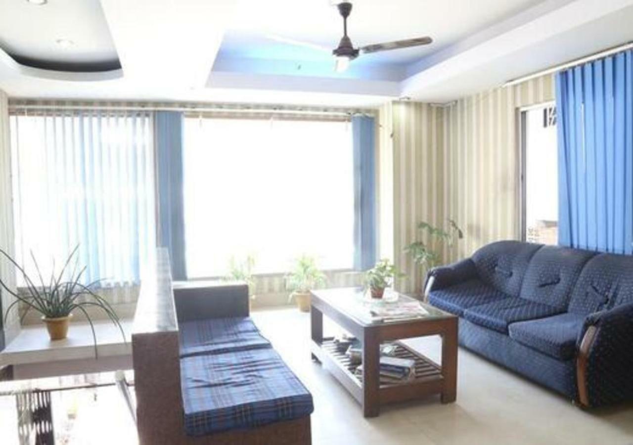 גווהטי Hotel Brindavan מראה חיצוני תמונה